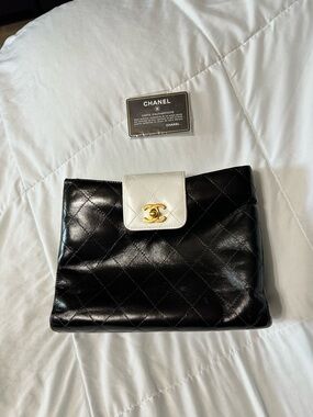 Chanel Authentic Vintage Bag (Missing Straps)